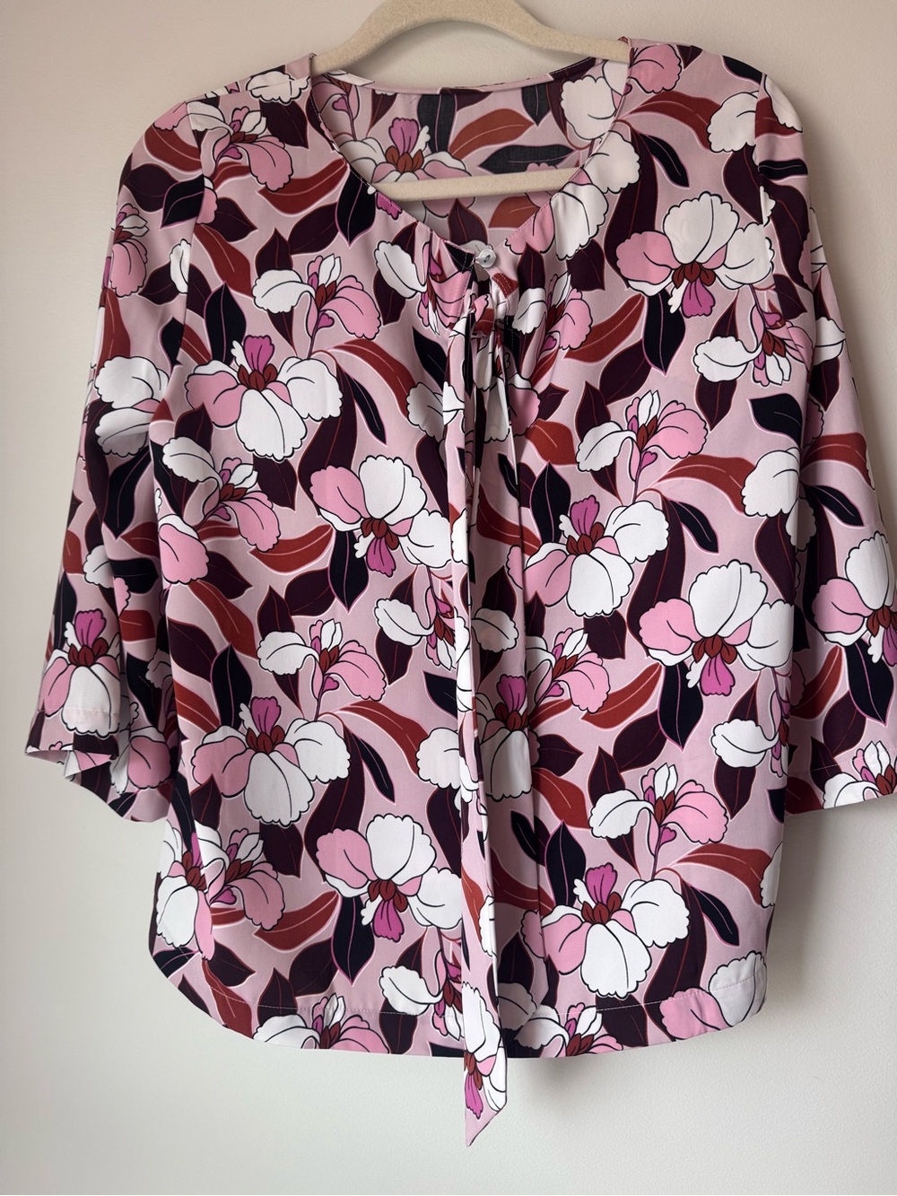 Ann Taylor Factory MP floral pink petals back tie ribbon flare sleeves. - Picture 7 of 9